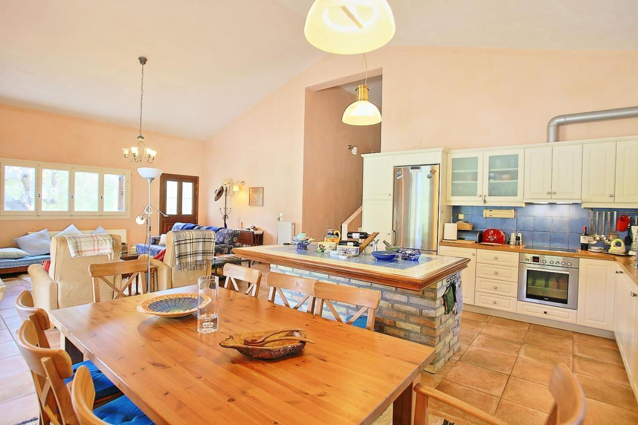 Villa Kleopatra Poulades Ngoại thất bức ảnh