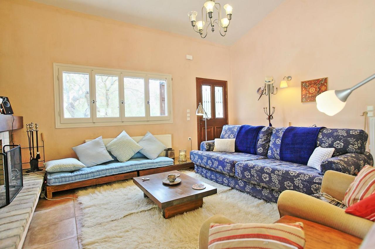 Villa Kleopatra Poulades Ngoại thất bức ảnh