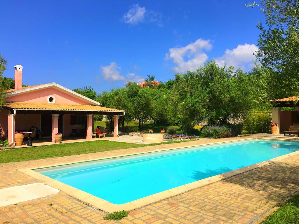 Villa Kleopatra Poulades Ngoại thất bức ảnh